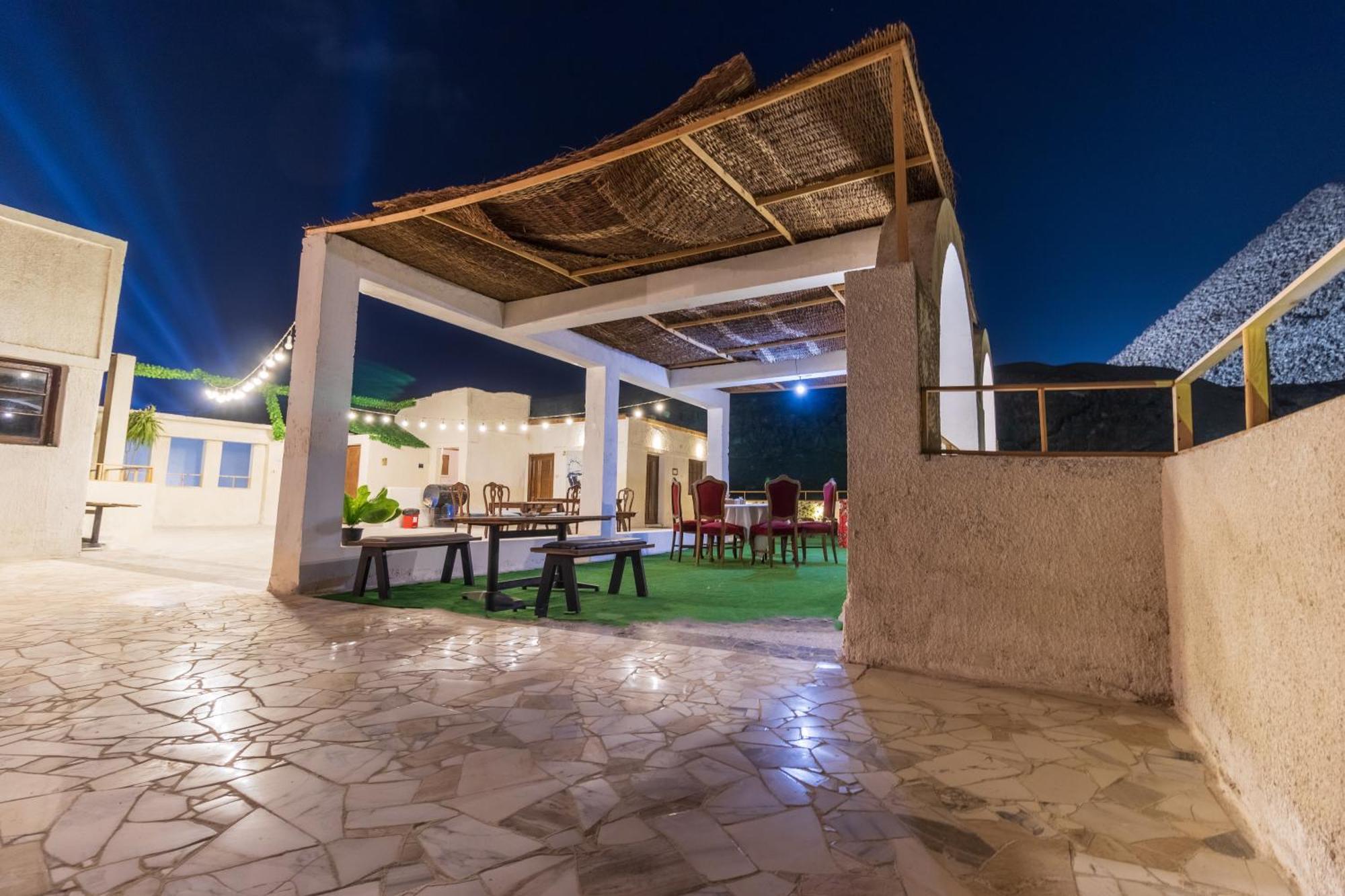 The Grand Pyramids View Hotel Kafret el-Gabal Dış mekan fotoğraf