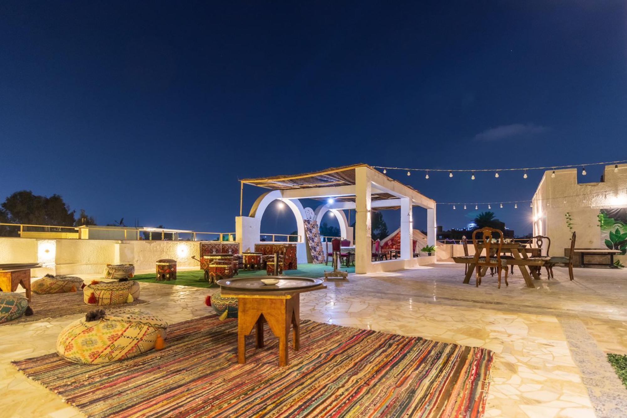 The Grand Pyramids View Hotel Kafret el-Gabal Dış mekan fotoğraf