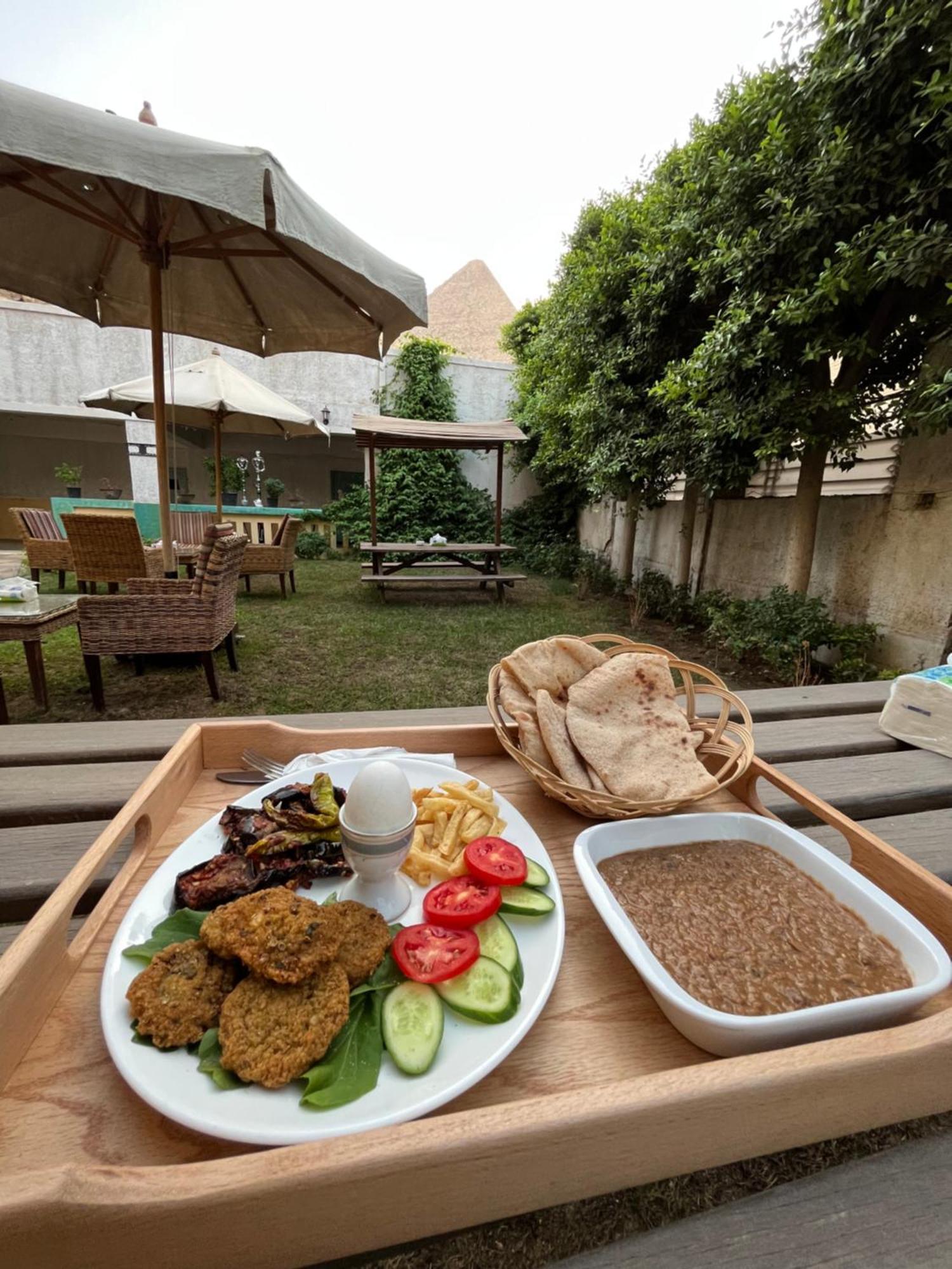 The Grand Pyramids View Hotel Kafret el-Gabal Dış mekan fotoğraf
